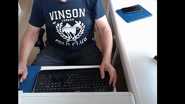Snapshot of dutchpornking chatting on July 21, 2026, 6:15 am dutchpornking online show from July 21, 2026, 6:15 am