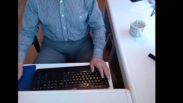 Snapshot of dutchpornking chatting on May 22, 2026, 7:06 am dutchpornking online show from May 22, 2026, 7:06 am