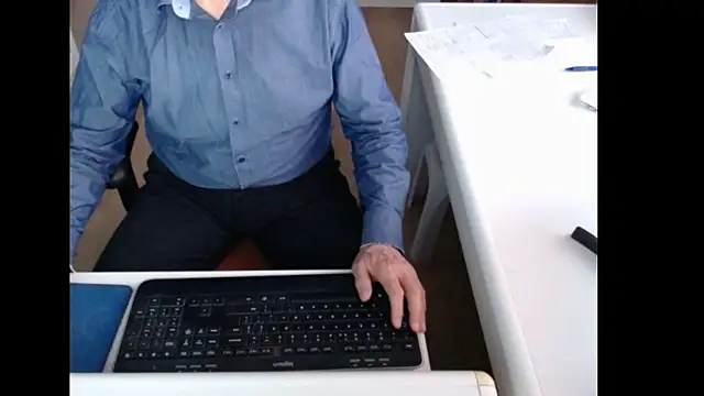 dutchpornking online show from January 7, 2026, 9:03 am