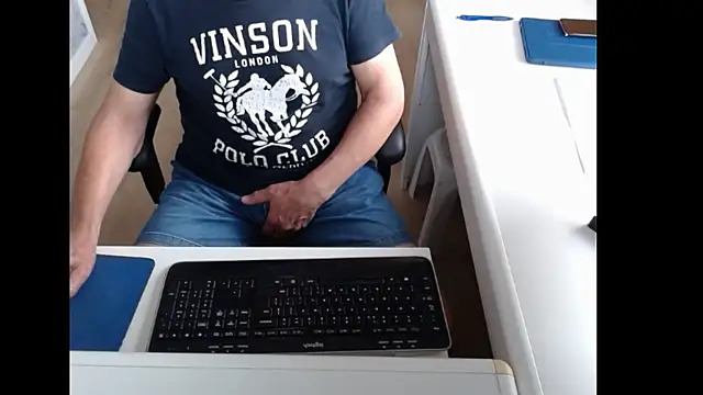 Snapshot of dutchpornking chatting on July 31, 2026, 6:13 am dutchpornking online show from July 31, 2026, 6:13 am