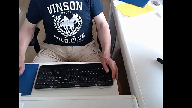 Snapshot of dutchpornking chatting on May 28, 2026, 6:21 am dutchpornking online show from May 28, 2026, 6:21 am