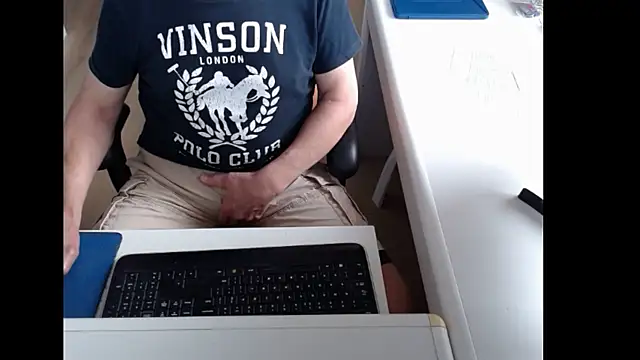 Snapshot of dutchpornking chatting on June 2, 2026, 6:02 am dutchpornking online show from June 2, 2026, 6:02 am