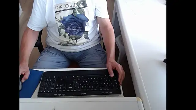 Snapshot of dutchpornking chatting on July 13, 2026, 6:13 am dutchpornking online show from July 13, 2026, 6:13 am