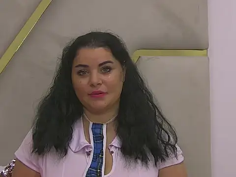 Snapshot of BustyMadison chatting on October 9, 2025, 6:14 am BustyMadison online show from October 9, 2025, 6:14 am