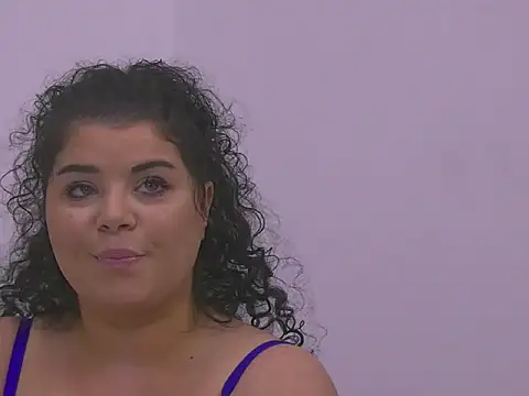 Snapshot of BustyMadison chatting on November 3, 2025, 2:09 pm BustyMadison online show from November 3, 2025, 2:09 pm