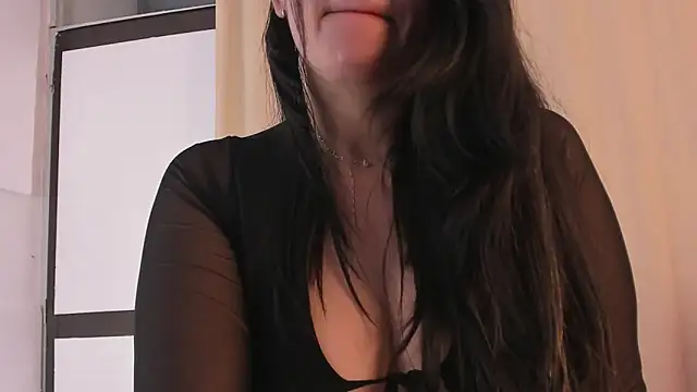 Snapshot of miss_alhy chatting on October 22, 2025, 2:16 pm miss alhy online show from October 22, 2025, 2:16 pm