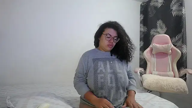 Snapshot of mabigomez00 chatting on November 29, 2025, 9:31 am mabigomez00 online show from November 29, 2025, 9:31 am