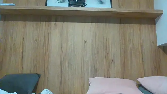 Snapshot of Lantti_Irres chatting on June 28, 2026, 9:21 pm Lantti Irres online show from June 28, 2026, 9:21 pm