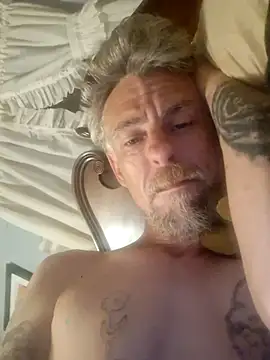 Snapshot of 19JaSon83 chatting on July 15, 2026, 1:12 am 19JaSon83 online show from July 15, 2026, 1:12 am