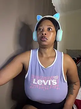 Snapshot of cherrybabe76 chatting on April 25, 2026, 1:03 pm cherrybabe76 online show from April 25, 2026, 1:03 pm