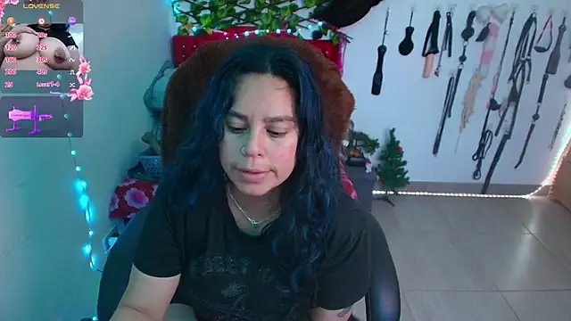 Snapshot of elektra_32 chatting on February 21, 2026, 1:57 pm elektra 32 online show from February 21, 2026, 1:57 pm