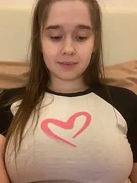 HornyGirlH online show from October 24, 2025, 1:26 am