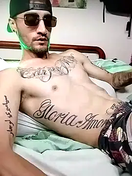 iamxandertv online show from October 26, 2025, 3:34 pm