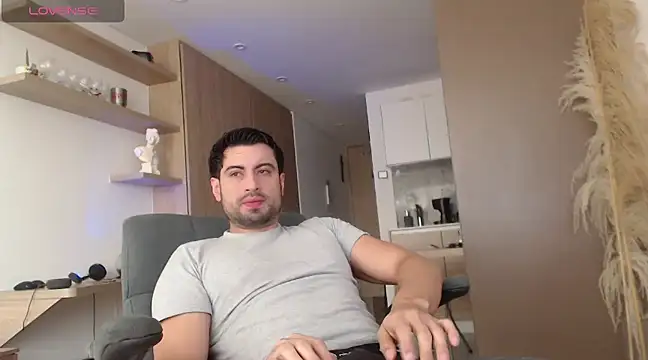 bradley muscle online show from February 23, 2025, 1:42 pm