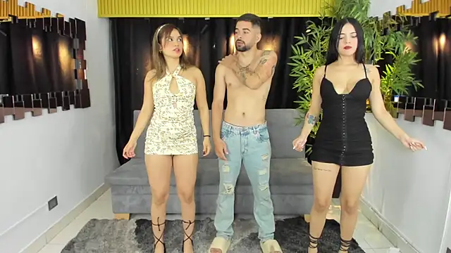 Snapshot of hotsatisfactionGGH chatting on October 27, 2025, 6:58 am hotsatisfactionGGH online show from October 27, 2025, 6:58 am