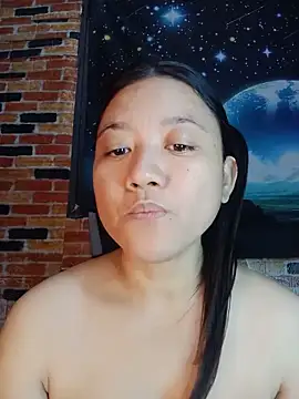 Snapshot of Urchanel chatting on May 10, 2026, 3:54 am Urchanel online show from May 10, 2026, 3:54 am