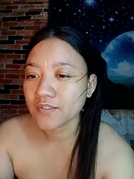 Snapshot of Urchanel chatting on May 7, 2026, 1:14 pm Urchanel online show from May 7, 2026, 1:14 pm