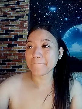 Snapshot of Urchanel chatting on April 11, 2026, 8:07 am Urchanel online show from April 11, 2026, 8:07 am