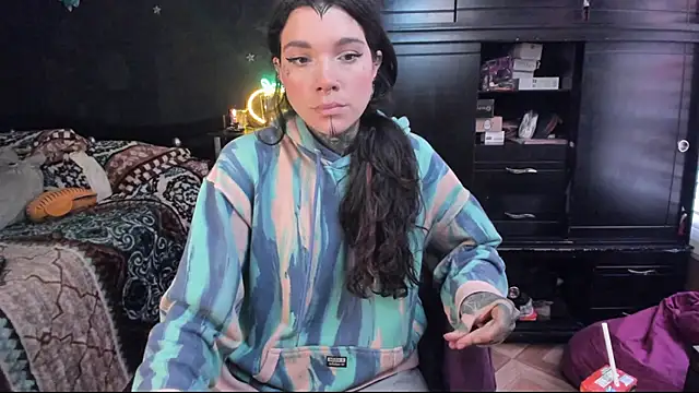Lilmarieee online show from February 10, 2025, 5:09 pm