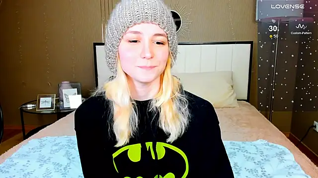 Snapshot of fleximona chatting on October 2, 2025, 9:34 am fleximona online show from October 2, 2025, 9:34 am