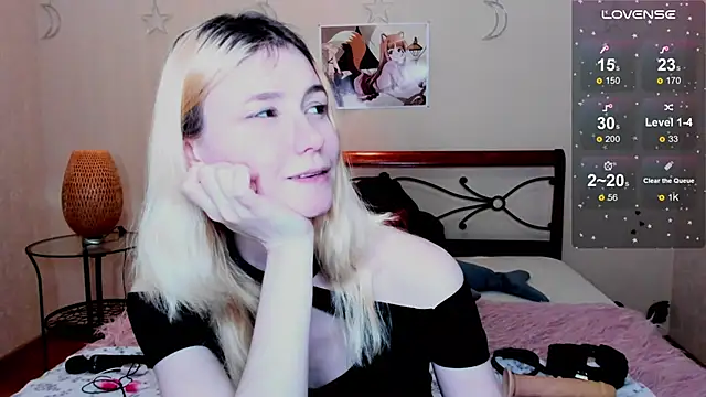 Snapshot of fleximona chatting on October 12, 2025, 3:24 pm fleximona online show from October 12, 2025, 3:24 pm