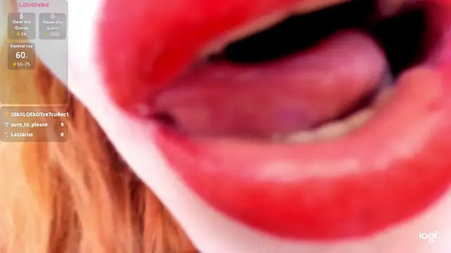 Snapshot of softlysoftlyasbeauty chatting on April 19, 2026, 6:10 pm softlysoftlyasbeauty online show from April 19, 2026, 6:10 pm