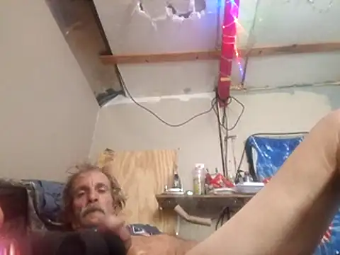 Snapshot of sausylolly chatting on October 21, 2025, 5:51 am sausylolly online show from October 21, 2025, 5:51 am