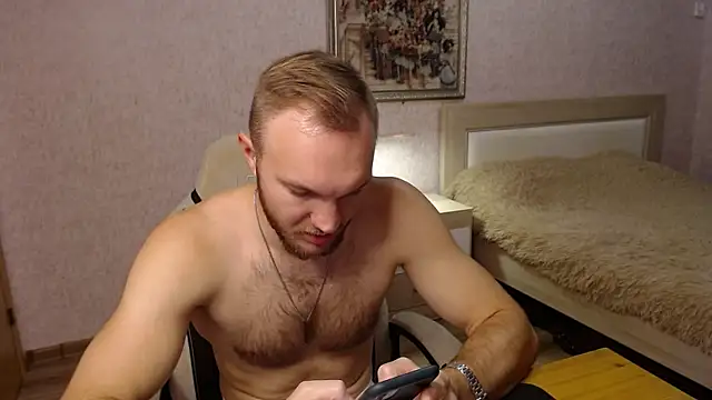 Snapshot of Toress1 chatting on October 28, 2025, 11:31 am Toress1 online show from October 28, 2025, 11:31 am