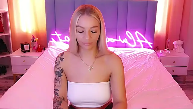 AllwaysHotJ online show from March 9, 2025, 2:50 am