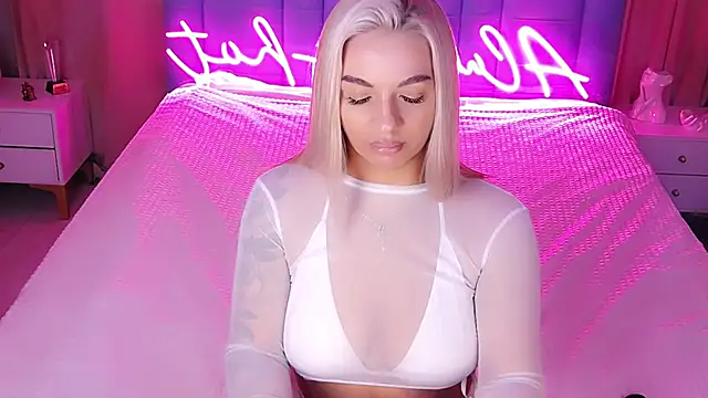 AllwaysHotJ online show from November 28, 2025, 2:23 am