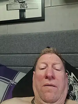 Snapshot of tomtom111111 chatting on November 22, 2025, 10:14 am tomtom111111 online show from November 22, 2025, 10:14 am