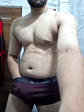 Snapshot of GYMBOY0071 chatting on September 8, 2025, 8:30 pm GYMBOY0071 online show from September 8, 2025, 8:30 pm