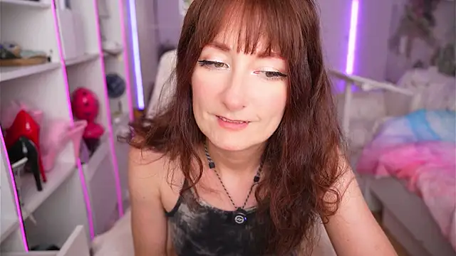 Snapshot of Cissy_Glitter chatting on July 25, 2026, 3:07 pm Cissy Glitter online show from July 25, 2026, 3:07 pm