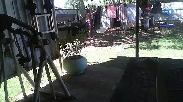 Snapshot of herbie010666 chatting on December 3, 2025, 4:57 am herbie010666 online show from December 3, 2025, 4:57 am