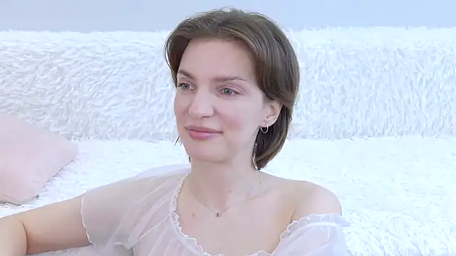 Beauty Alex online show from February 6, 2026, 3:46 am