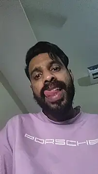 FearingForm online show from November 17, 2025, 2:04 am