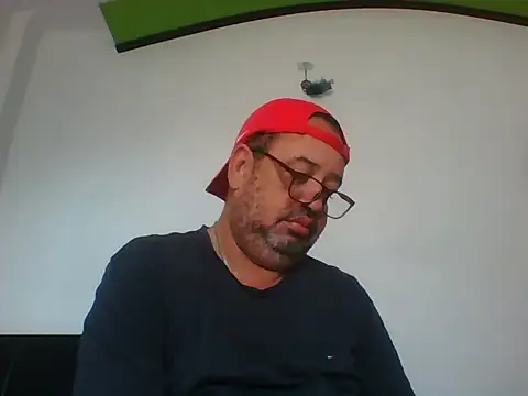 Snapshot of djtomxxx2777 chatting on January 30, 2025, 3:40 pm djtomxxx2777 online show from January 30, 2025, 3:40 pm