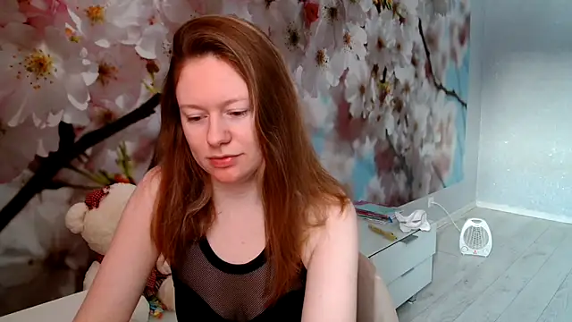 ConnieDaw online show from February 10, 2025, 5:58 am