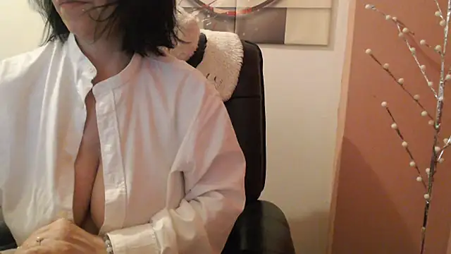 algodonyfresa online show from February 9, 2025, 9:37 am