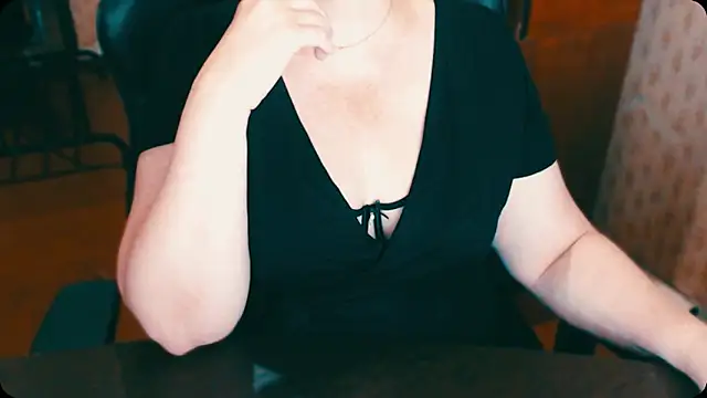 AlisaHot55 online show from September 19, 2025, 12:09 pm