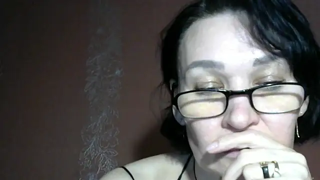 PrettyAndWild online show from February 6, 2026, 3:19 pm