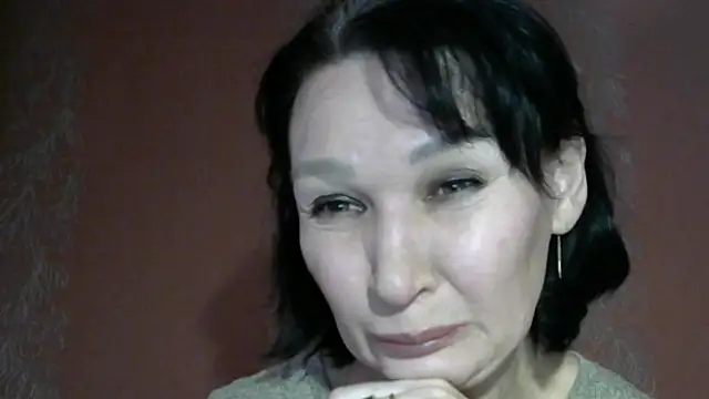 Snapshot of PrettyAndWild chatting on May 10, 2026, 1:04 pm PrettyAndWild online show from May 10, 2026, 1:04 pm