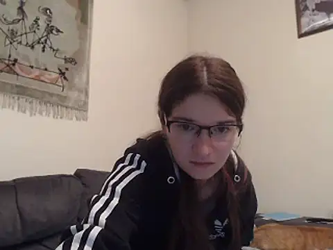 Snapshot of Geile-Luna chatting on January 21, 2025, 8:32 pm Geile-Luna online show from January 21, 2025, 8:32 pm