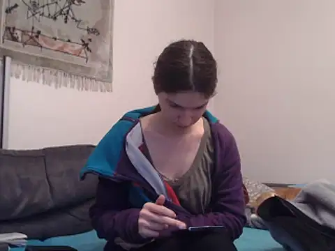 Snapshot of Geile-Luna chatting on February 27, 2025, 8:09 pm Geile-Luna online show from February 27, 2025, 8:09 pm