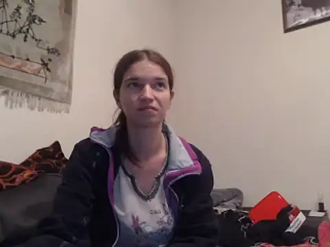Snapshot of Geile-Luna chatting on September 24, 2025, 5:41 pm Geile-Luna online show from September 24, 2025, 5:41 pm