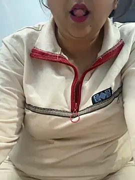 Snapshot of Preet_Kaur_69 chatting on November 18, 2025, 4:54 pm Preet Kaur 69 online show from November 18, 2025, 4:54 pm