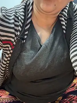 Snapshot of Preet_Kaur_69 chatting on November 14, 2025, 2:59 am Preet Kaur 69 online show from November 14, 2025, 2:59 am