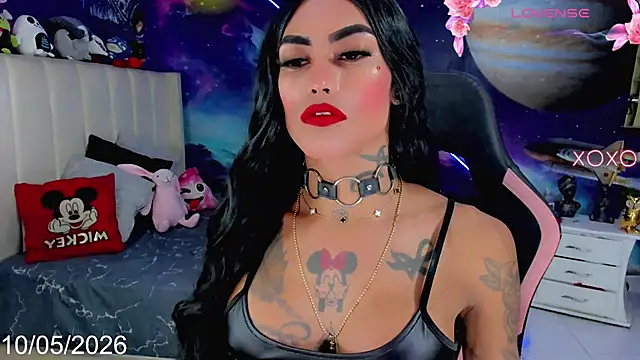 Snapshot of Nella_Dolls chatting on May 10, 2026, 8:07 am Nella Dolls online show from May 10, 2026, 8:07 am