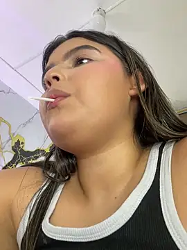 Lia sexx online show from March 21, 2025, 6:18 pm