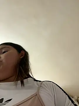 Lia sexx online show from June 27, 2026, 7:09 pm